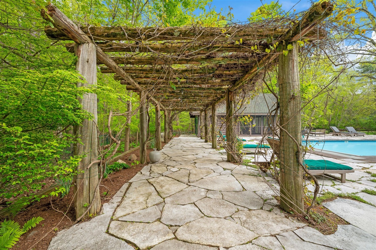 main property photo 59