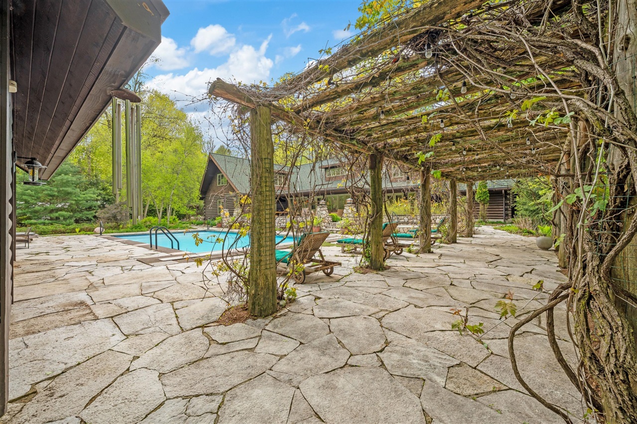 main property photo 60