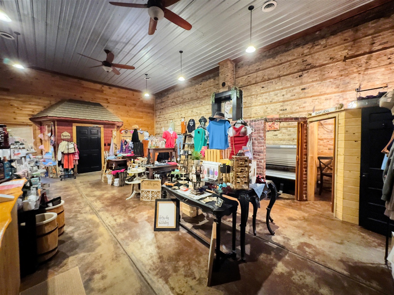 main property photo 60