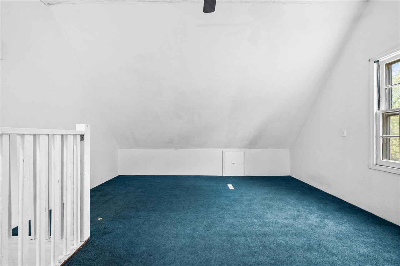 property viewer photo 15