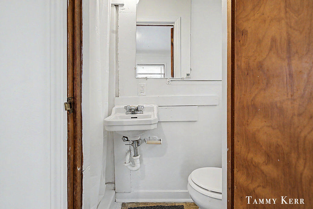 main property photo 66