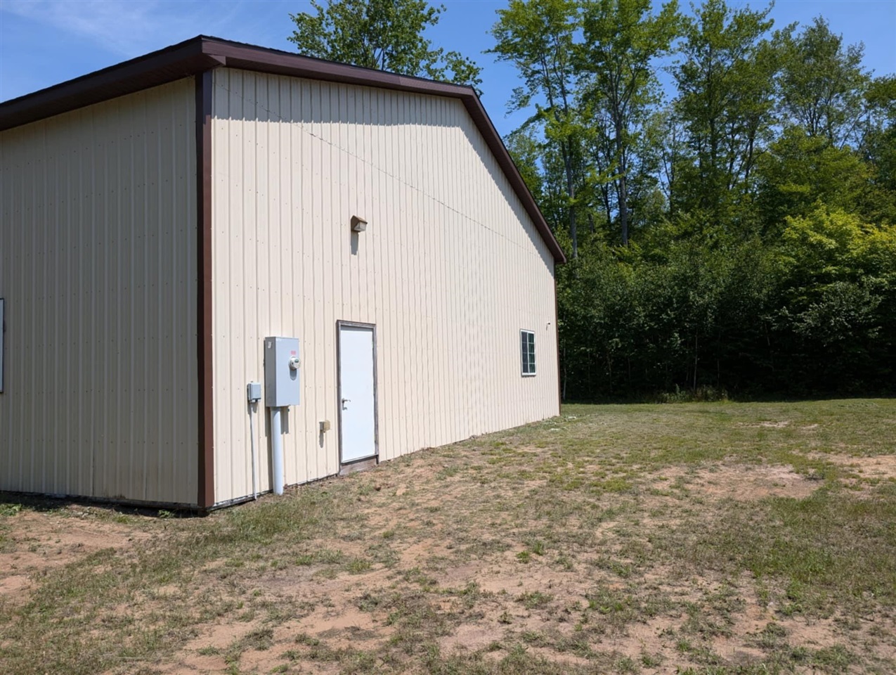 main property photo 3