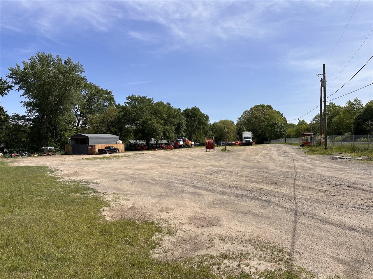 main property photo 7