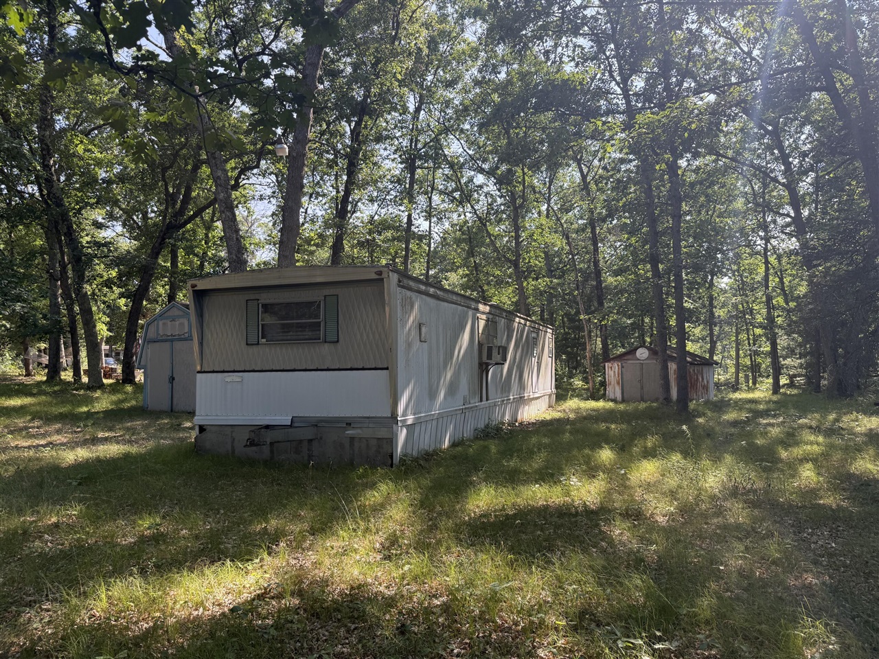 main property photo 7