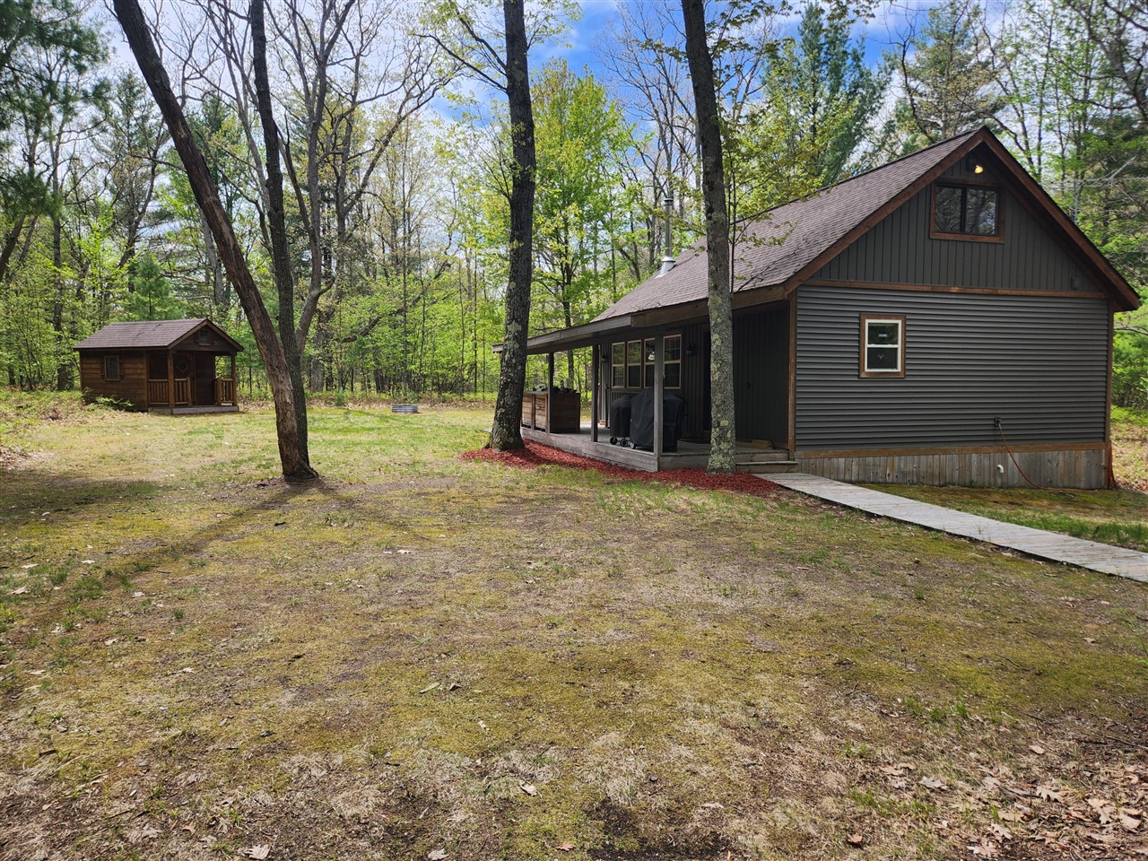 main property photo 13