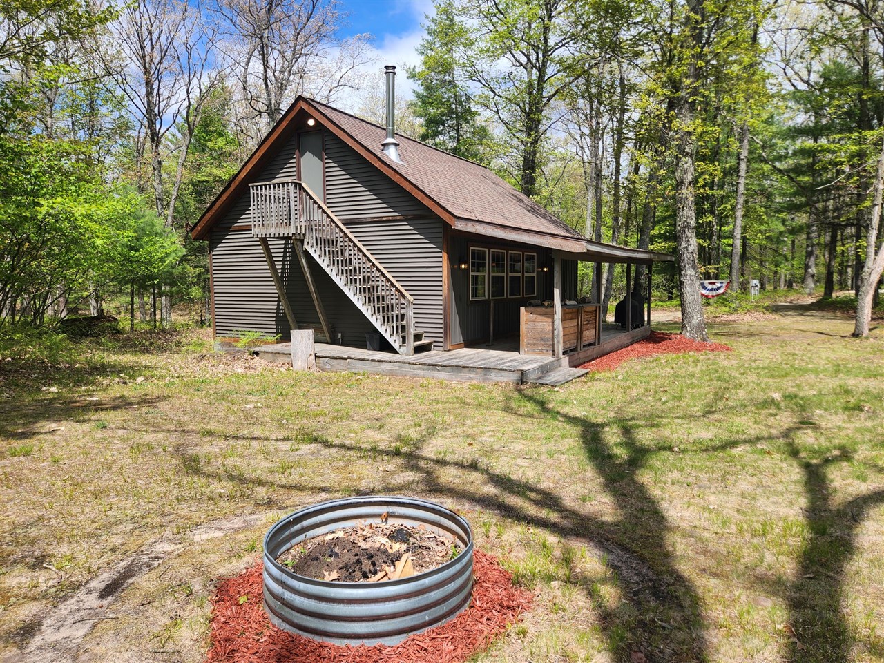 main property photo 19