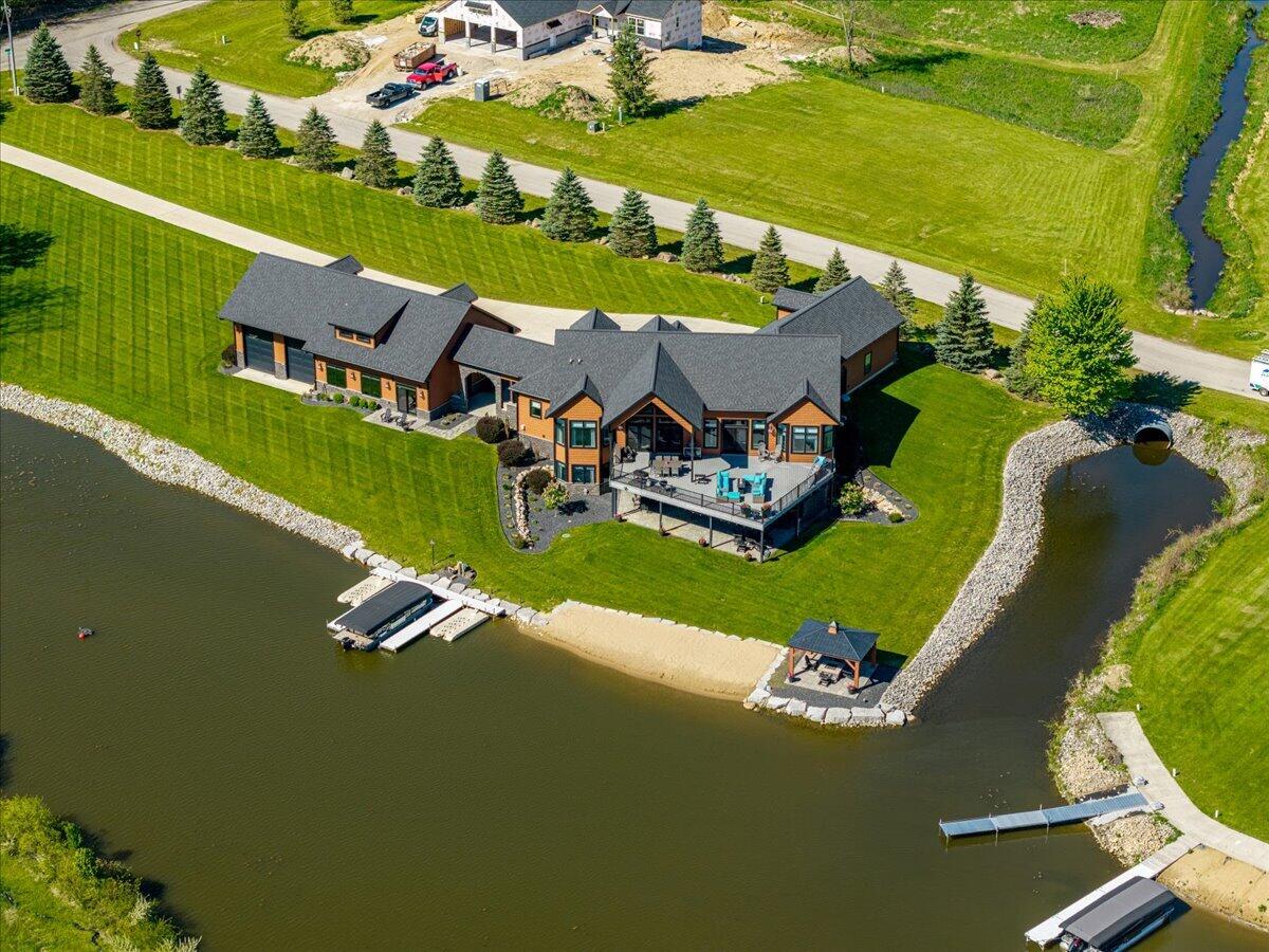 main property photo 67
