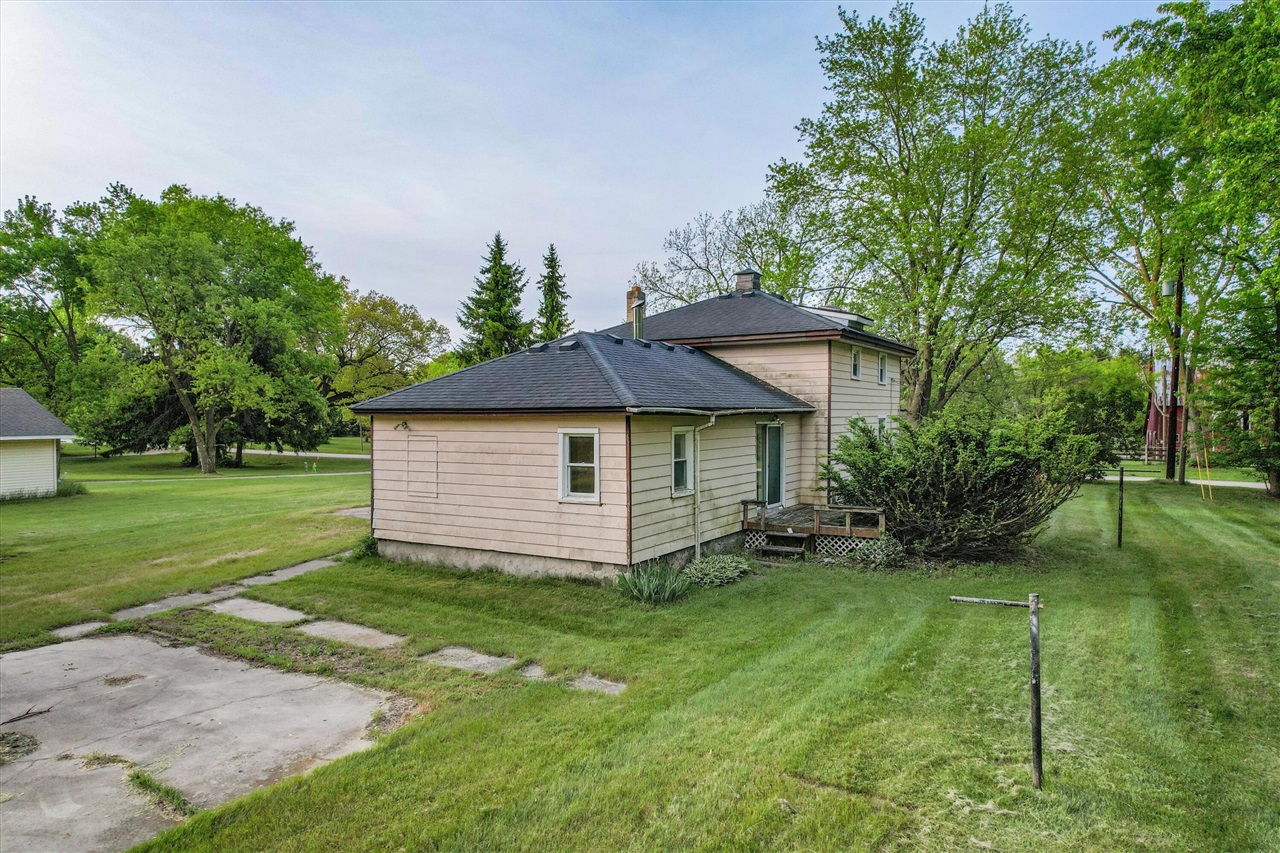 main property photo 44