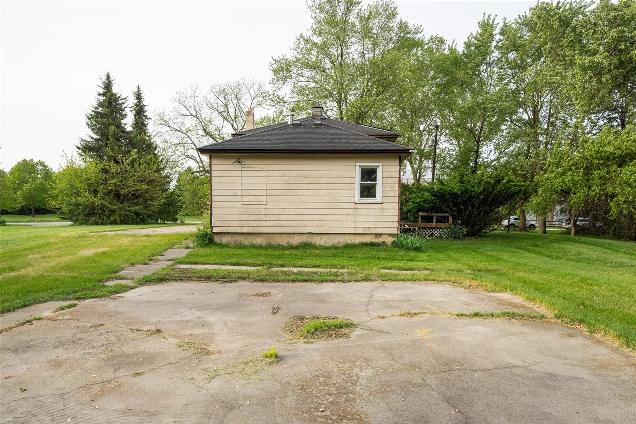 main property photo 48