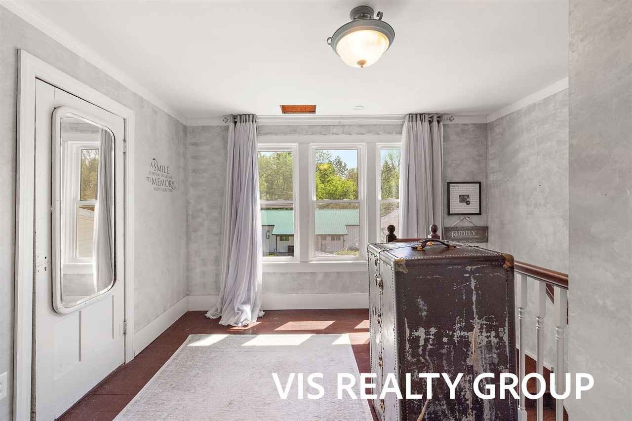 main property photo 59