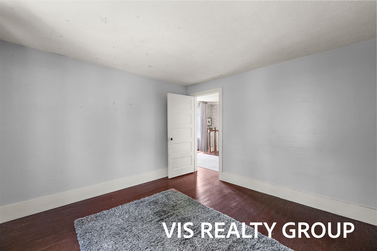 main property photo 61
