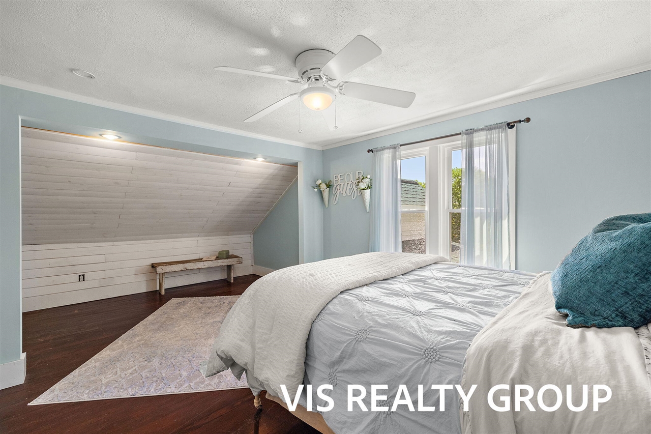 main property photo 65