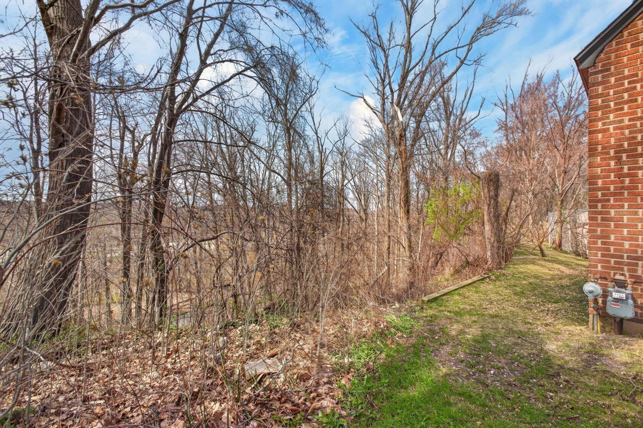 main property photo 23