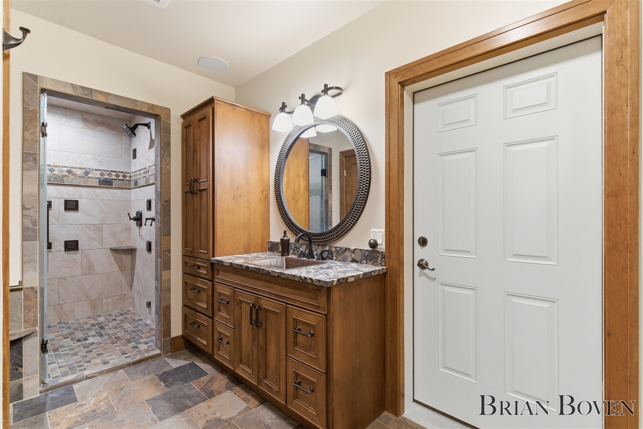 main property photo 64