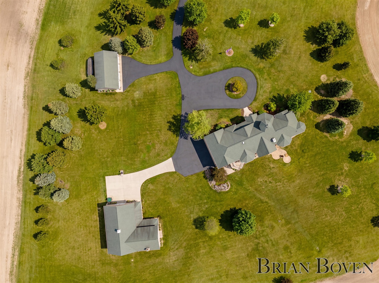 main property photo 7