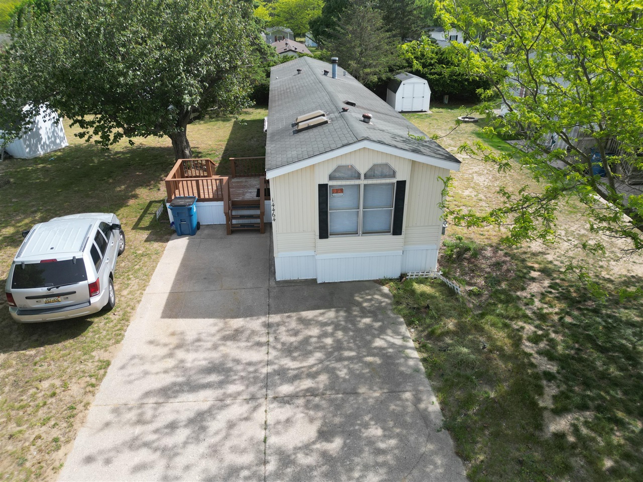 main property photo 17