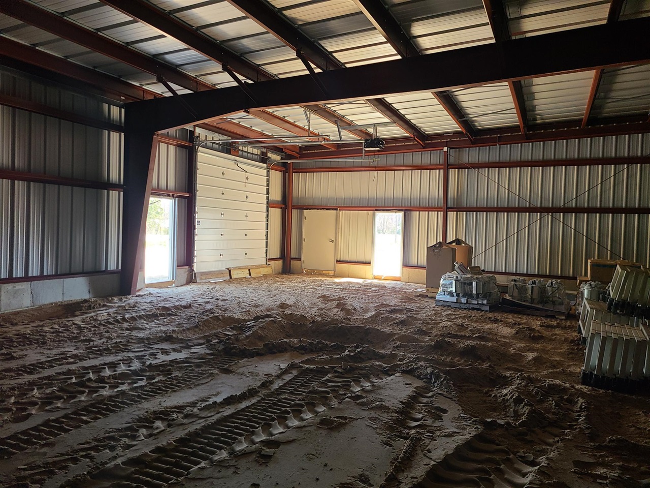 main property photo 6
