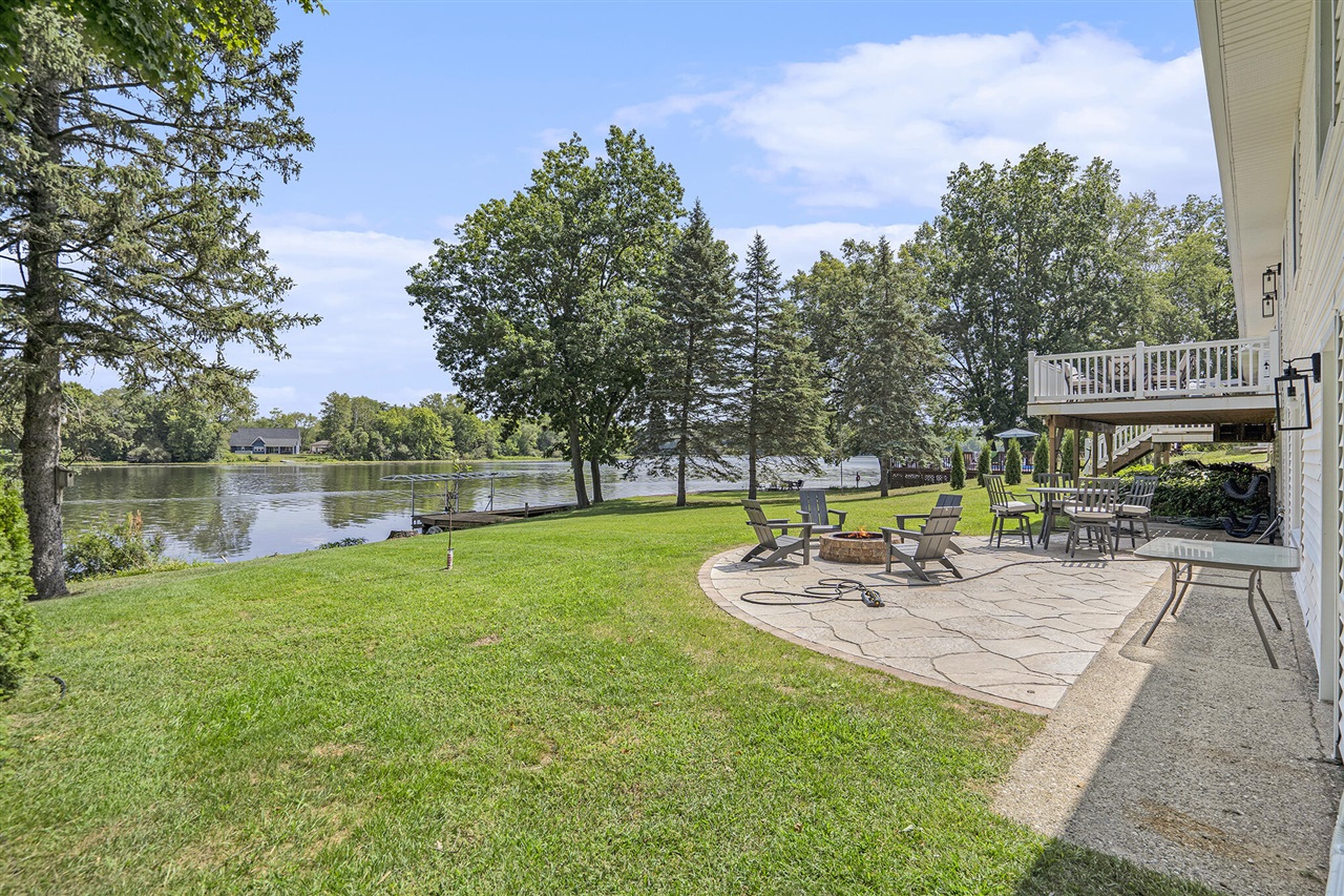 main property photo 33