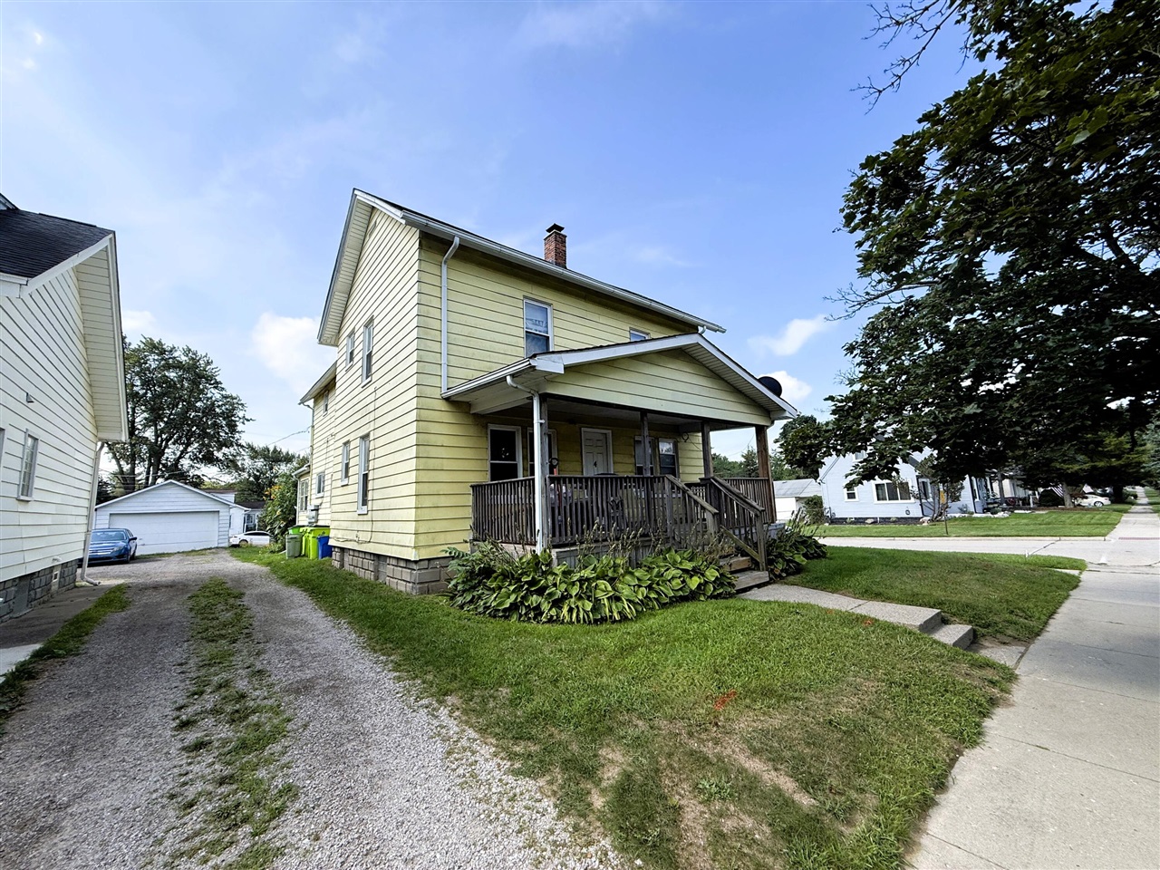 main property photo 39