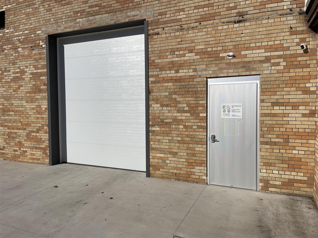 main property photo 3