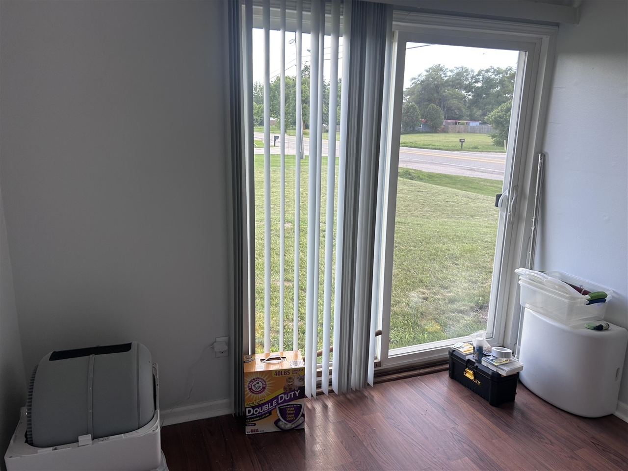 main property photo 13