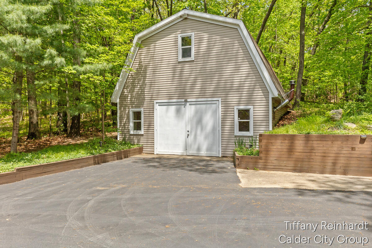 main property photo 57