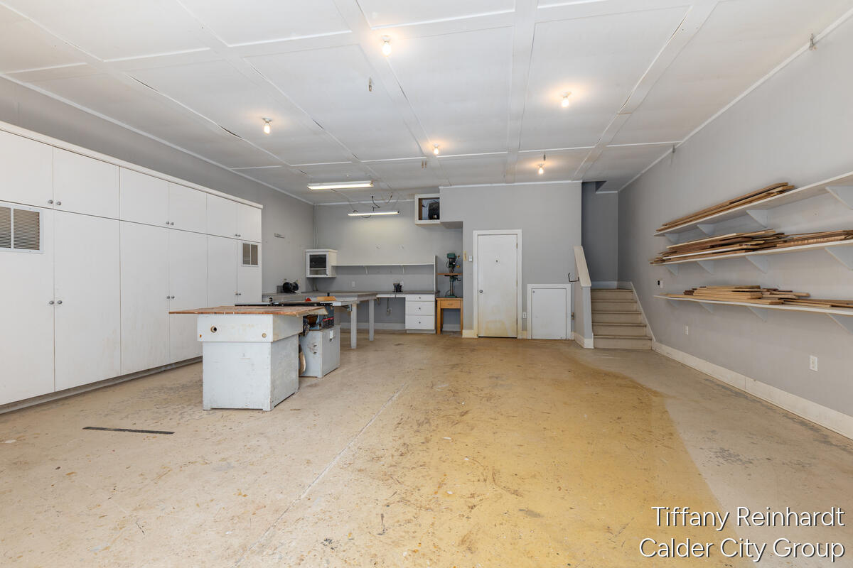 main property photo 58