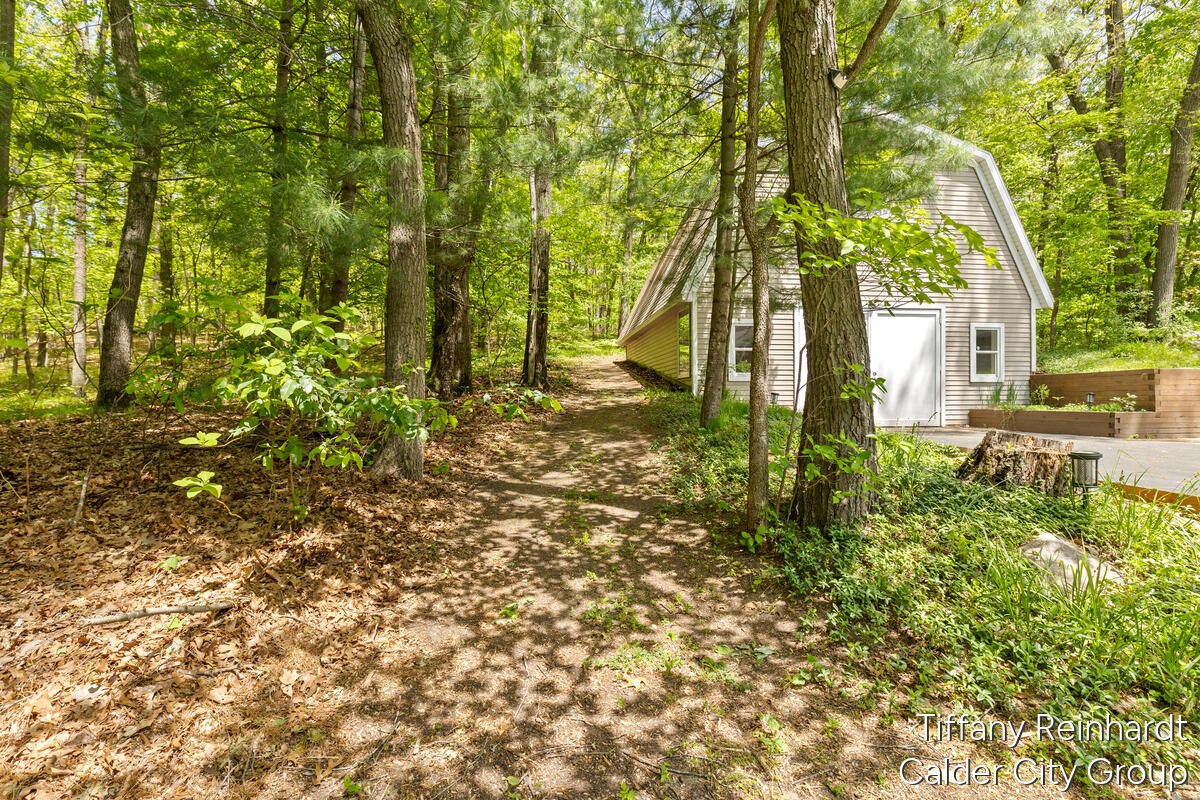 main property photo 64