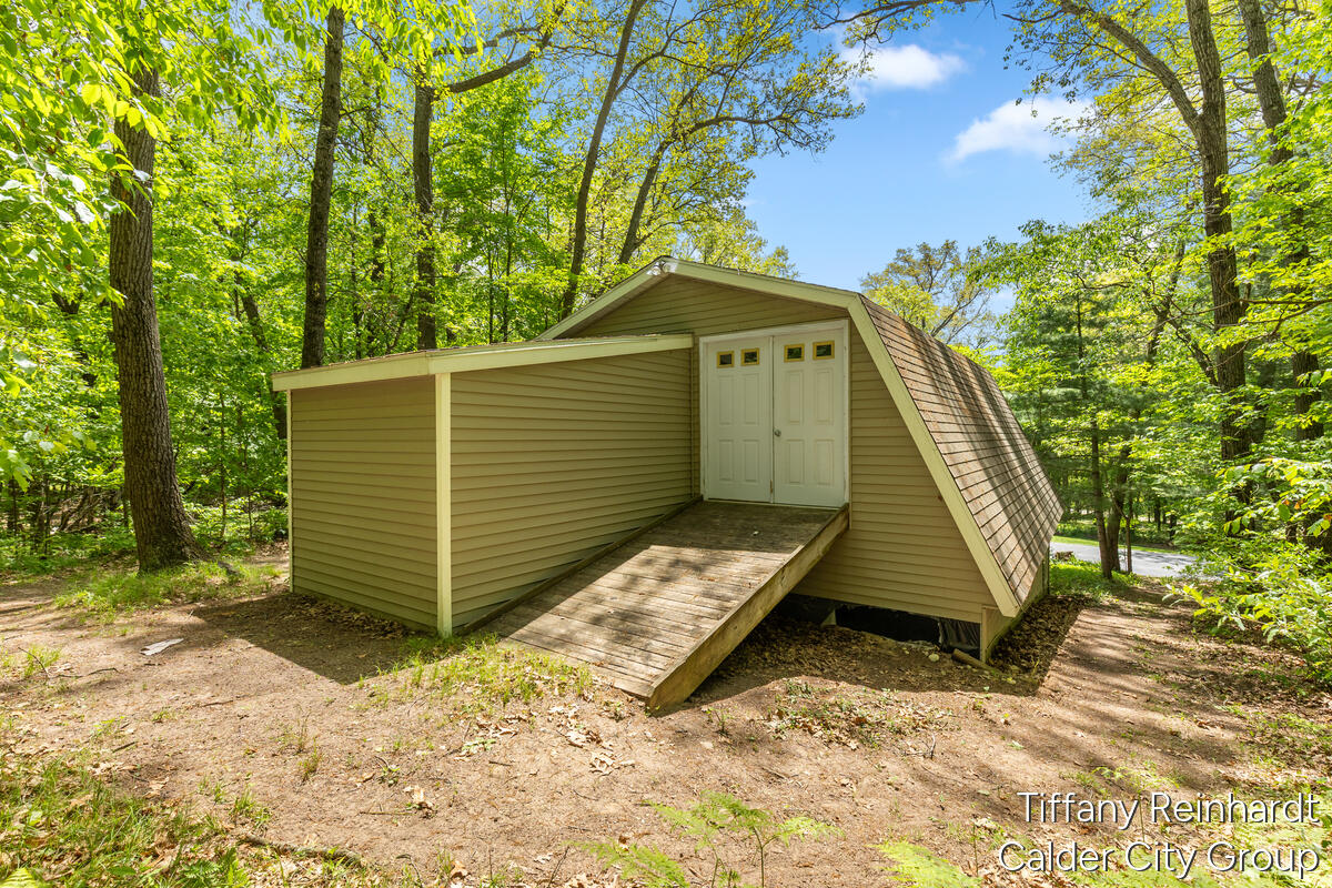 main property photo 65