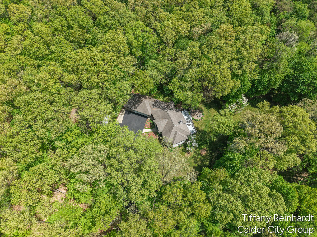 main property photo 70