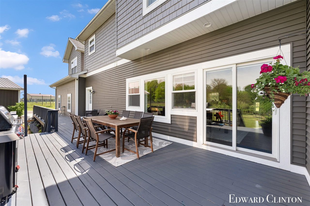 main property photo 56
