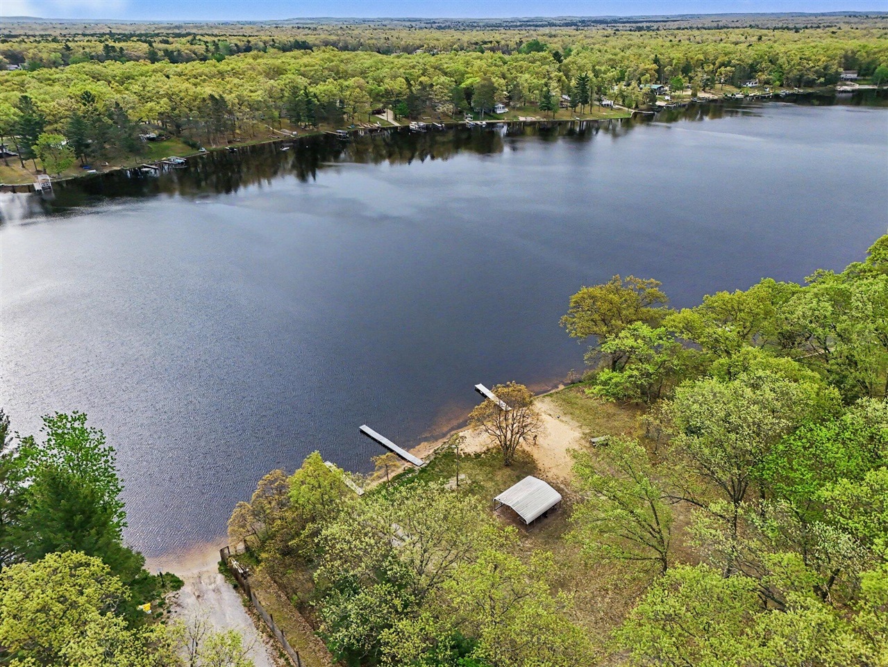 main property photo 28