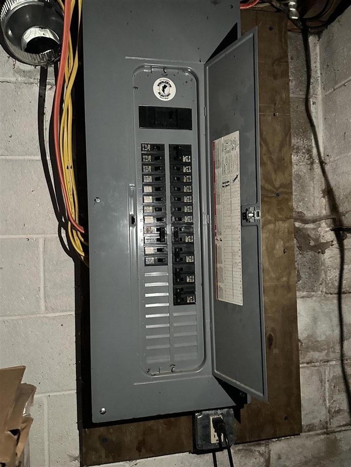 main property photo 30