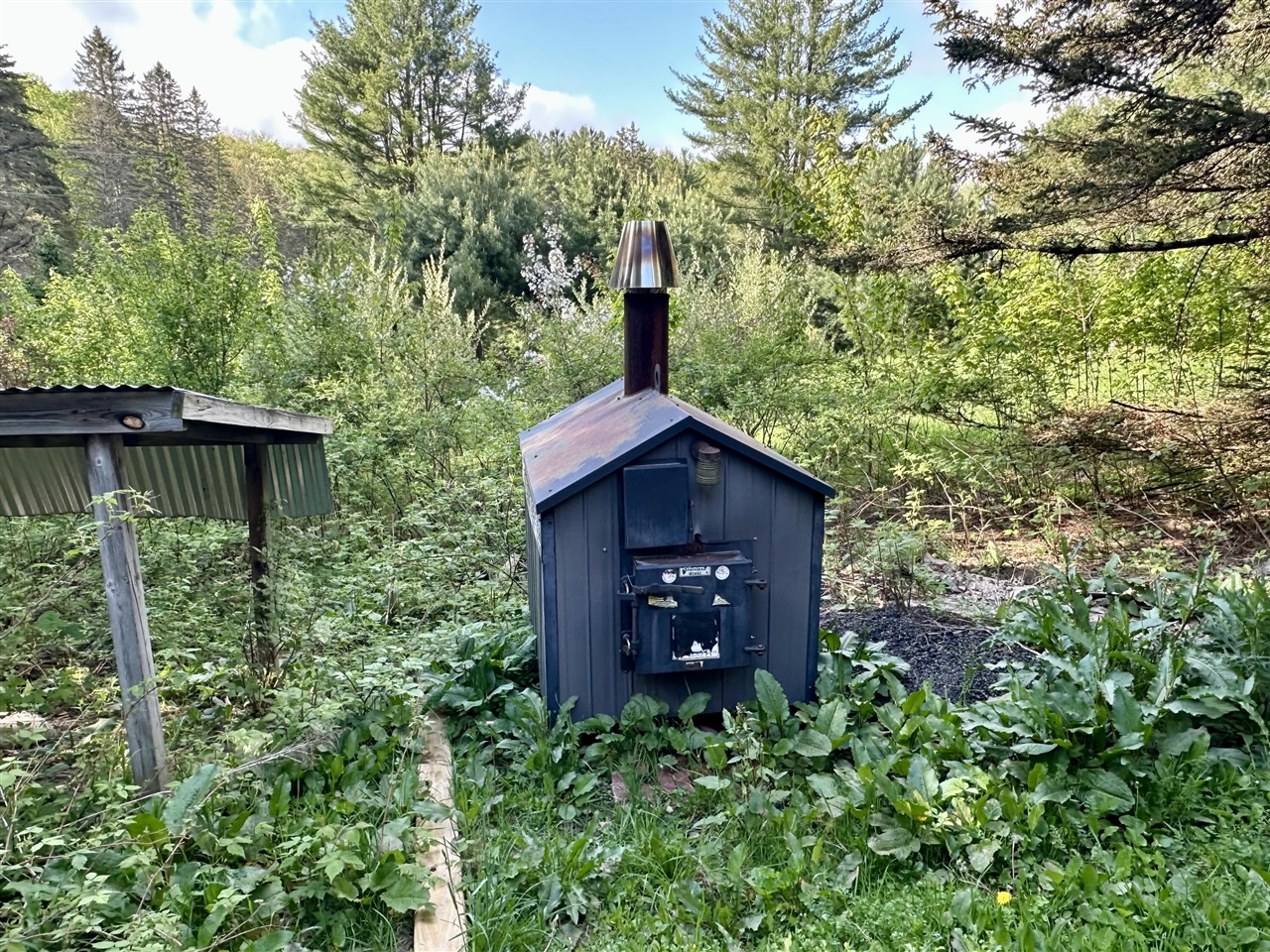 main property photo 32
