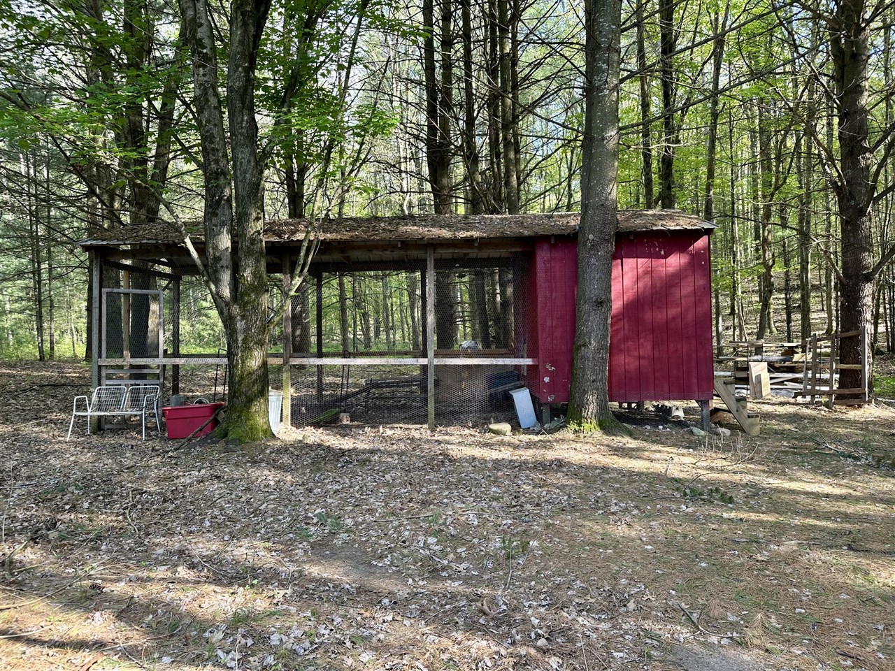 main property photo 34
