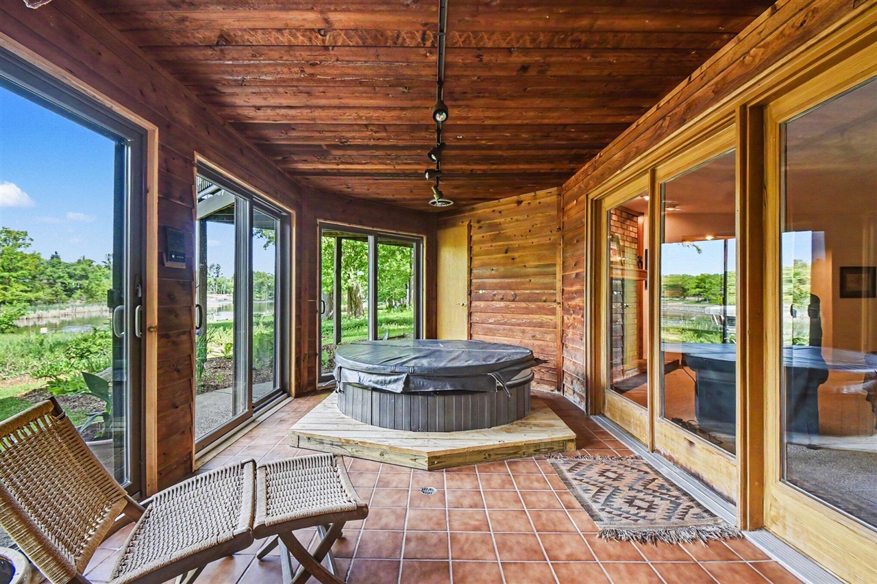 main property photo 44