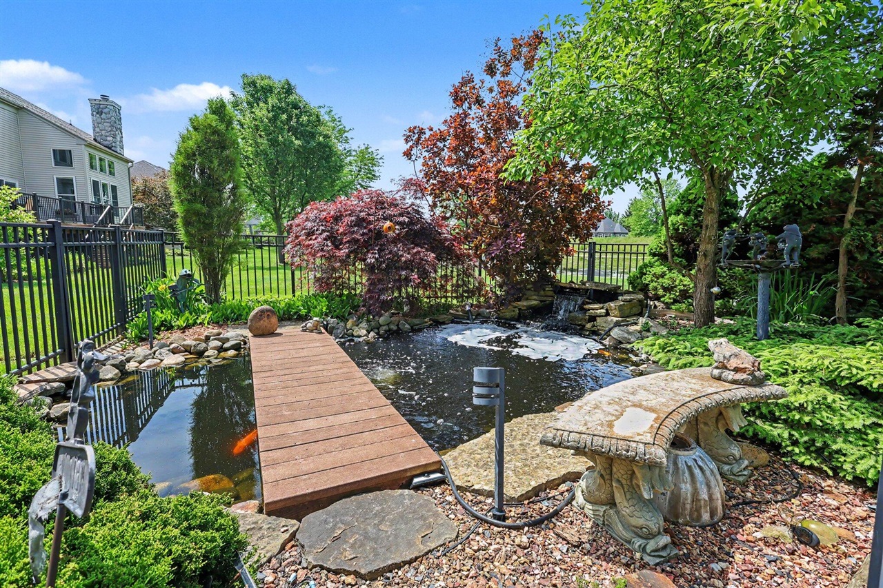 main property photo 47