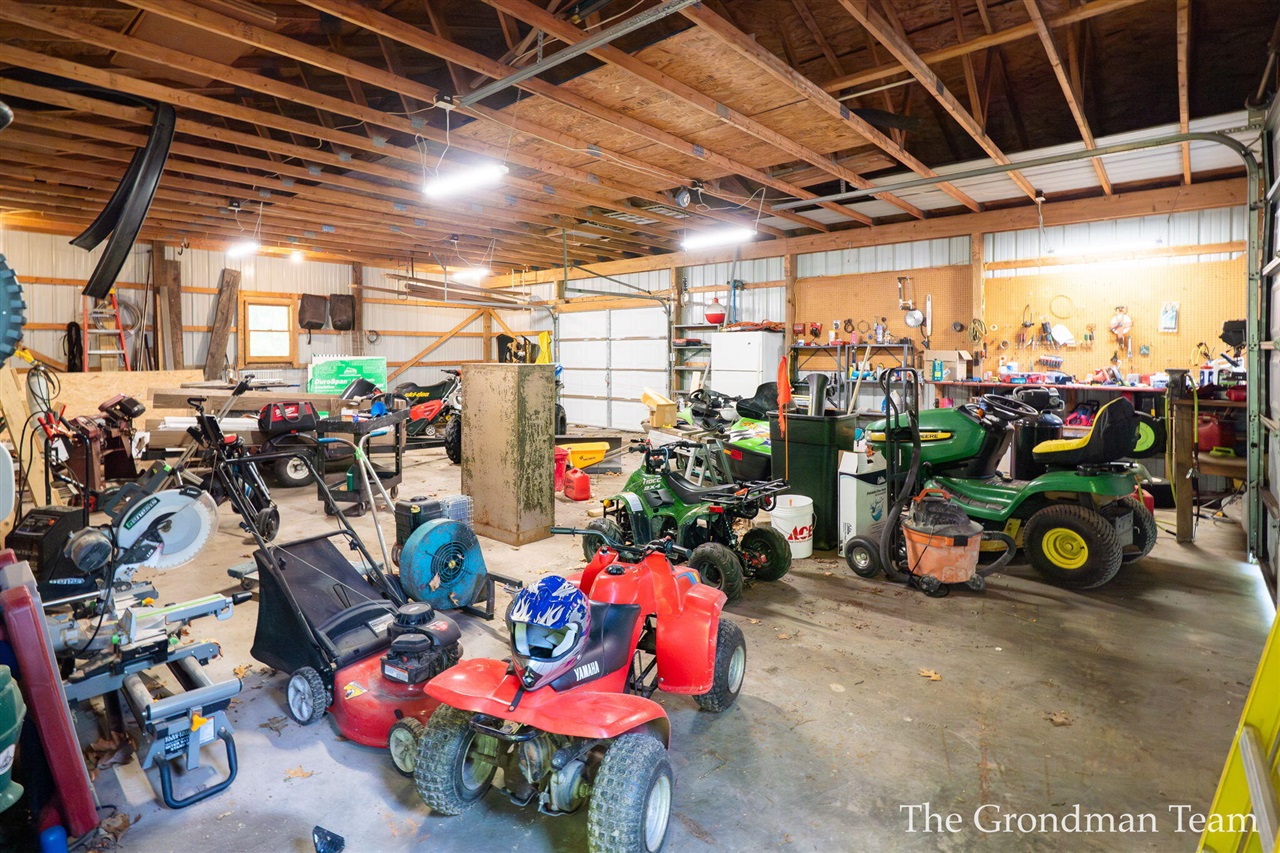 main property photo 58