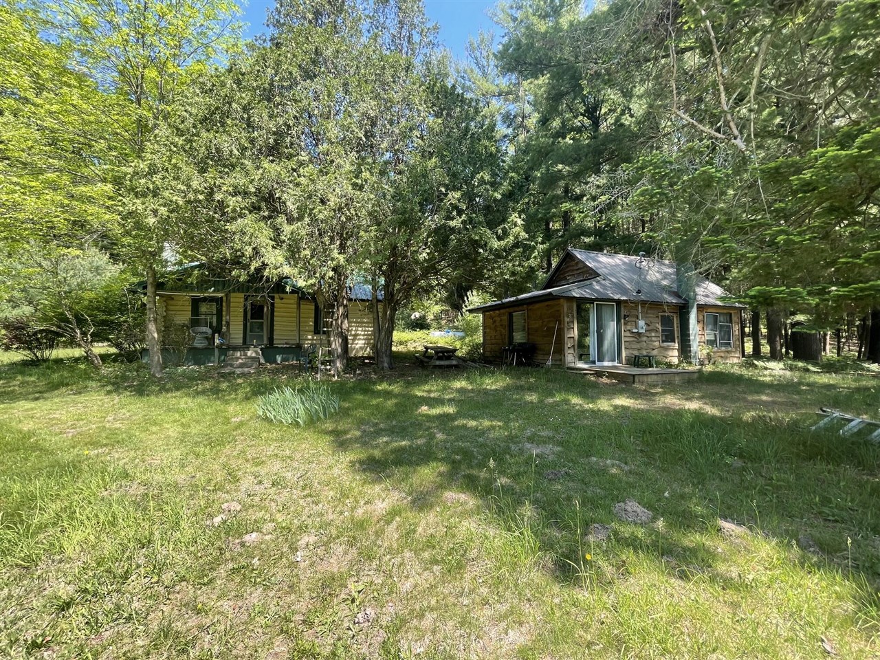 main property photo 18