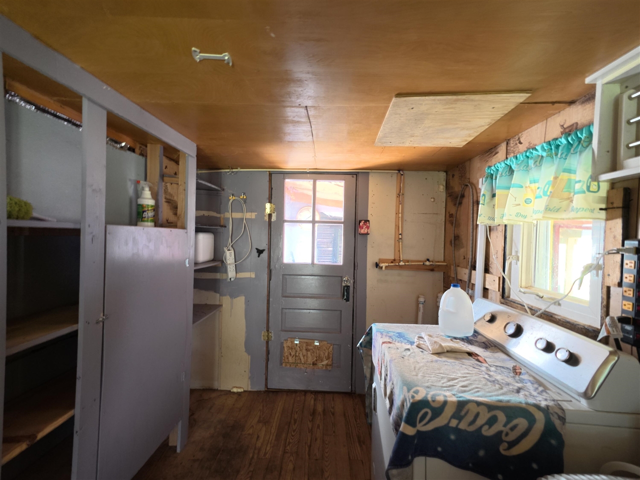 main property photo 23