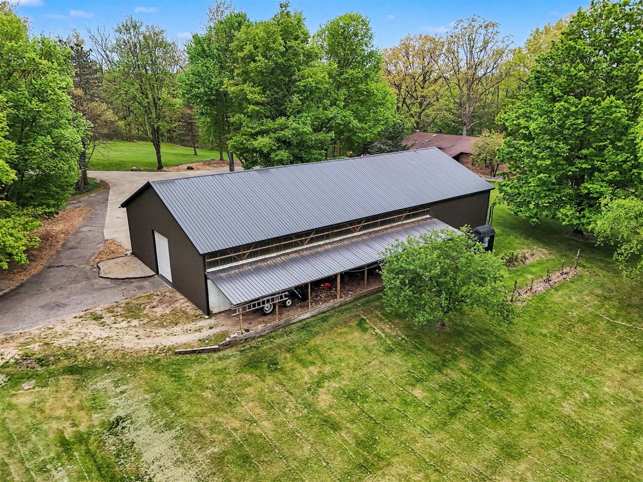 main property photo 42