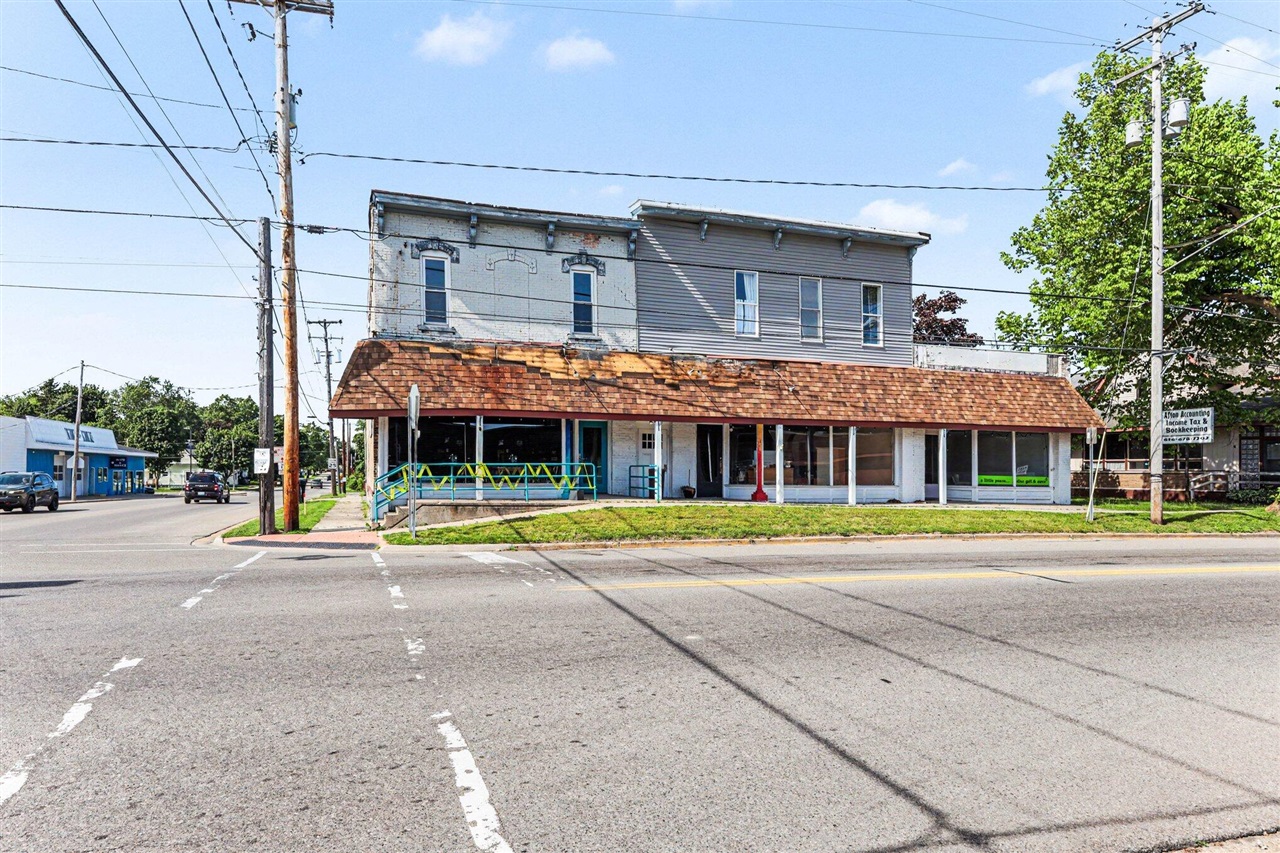 main property photo 18