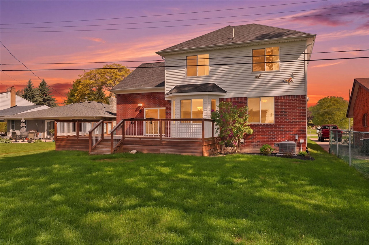 main property photo 3
