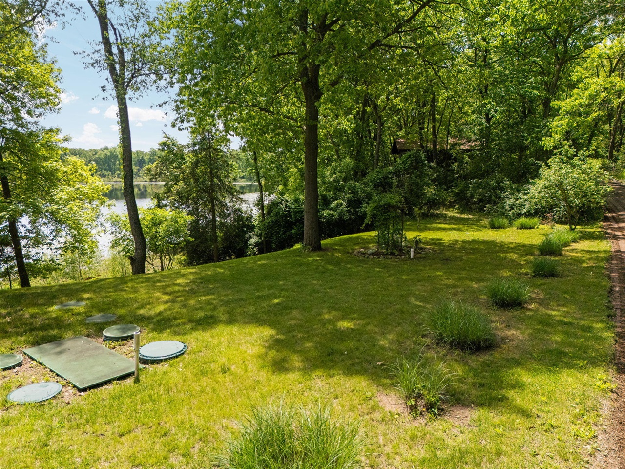 main property photo 54