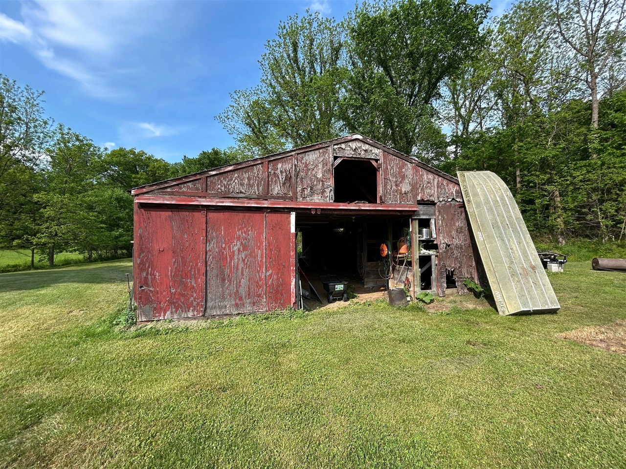 main property photo 9