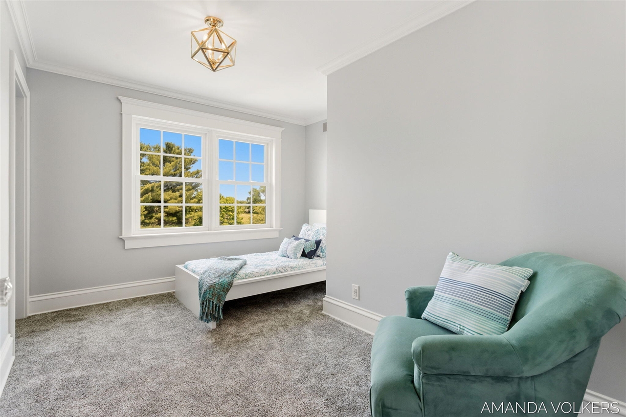 main property photo 67