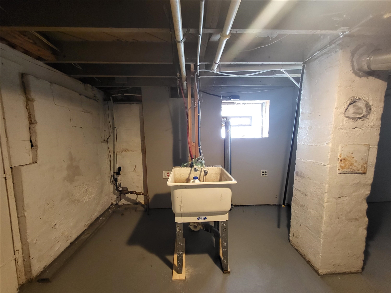 main property photo 10