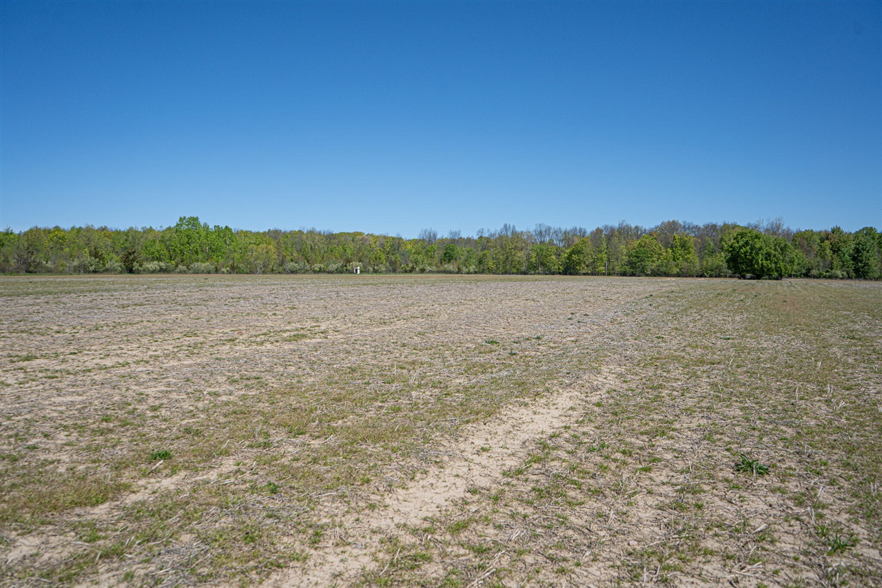 main property photo 17