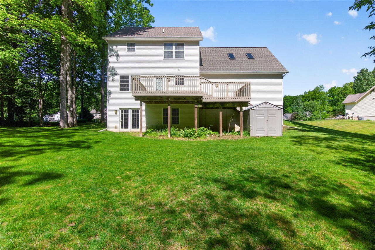main property photo 45