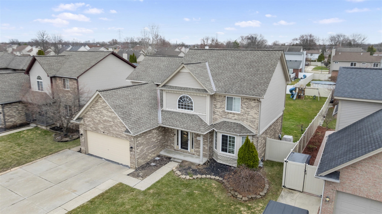 main property photo 23
